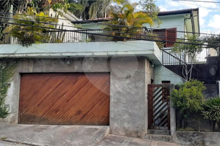 Sobrado à venda com 3 quartos em Água Fria, São Paulo, SP