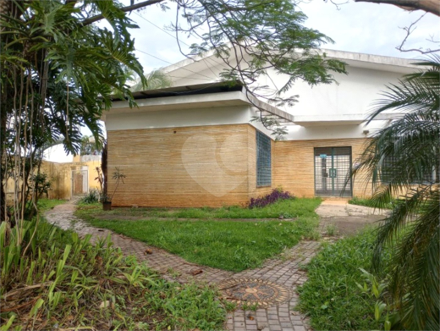 Casa à venda com 7 quartos, sendo 1 suíte, no Centro, Vinhedo, SP