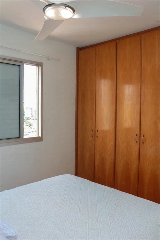 Apartamento à venda com 3 quartos, sendo 1 suíte,  em Vila Gomes, São Paulo, SP