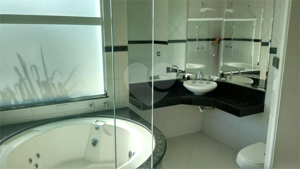 Casa à venda ou para alugar com 3 suítes no condomínio Residencial Villa dos Inglezes, Sorocaba - SP
