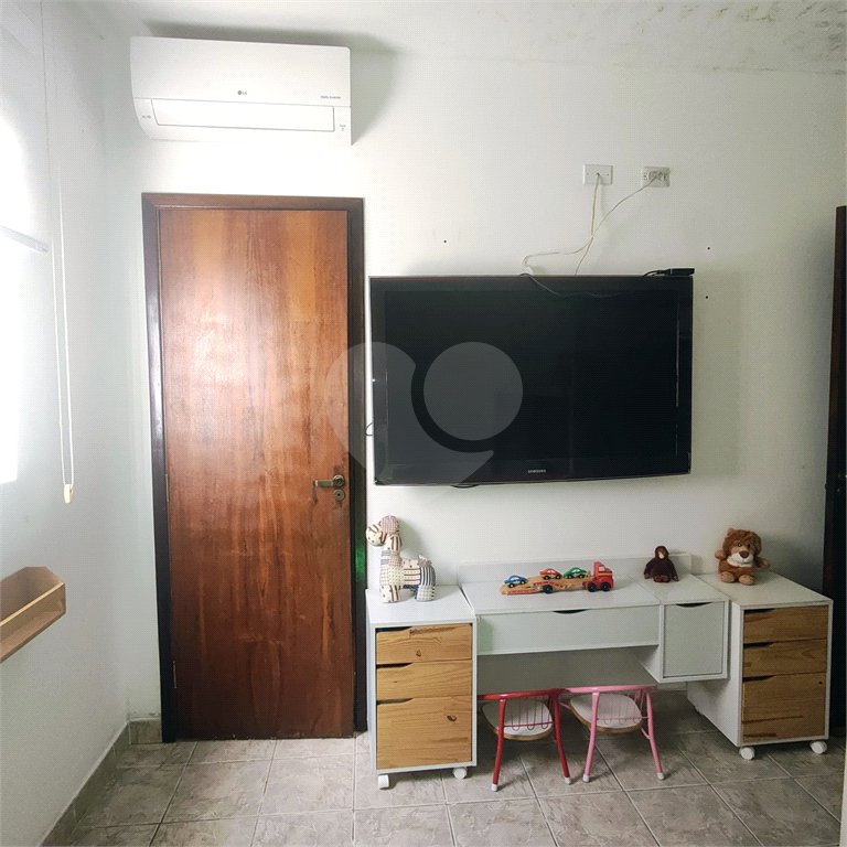 Casa à venda com 2 suítes em Vila Vitório Mazzei, São Paulo, SP