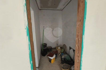 Casa à venda com 3 quartos, sendo 1 suíte, no condomínio Tivolli, Itapetininga - SP