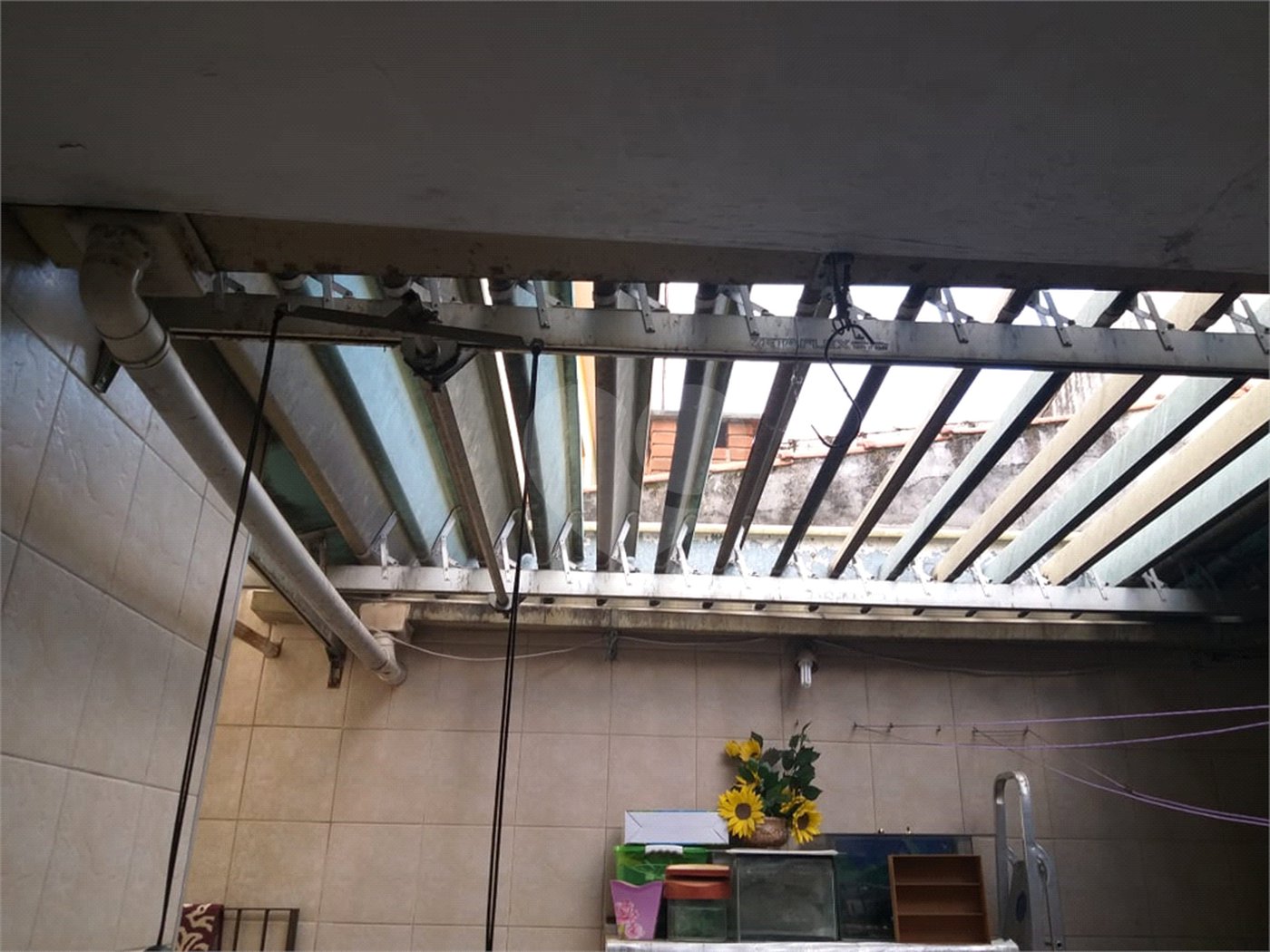 Sobrado à venda com 3 quartos, sendo 1 suíte, em Vila Constança, São Paulo, SP