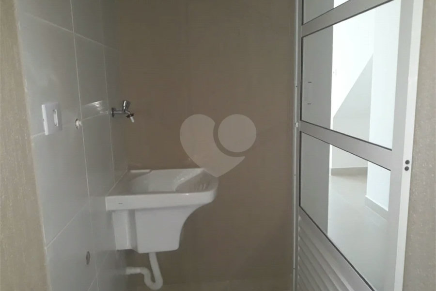 Casa à venda com 2 suítes no condomínio martinha, São Paulo - SP