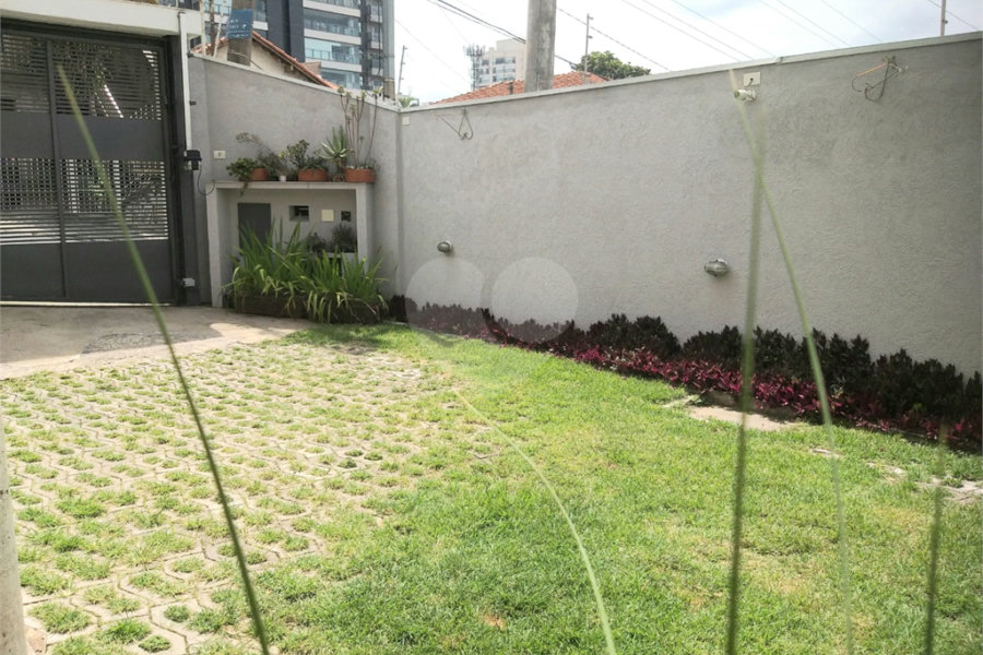 Sobrado à venda com 3 suítes em Santana, São Paulo, SP