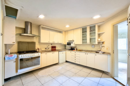 Casa à venda com 4 suítes no condomínio Annecy Village, São Paulo - SP