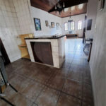 Casa à venda com 4 quartos, sendo 1 suíte, em Indaiá, Caraguatatuba, SP