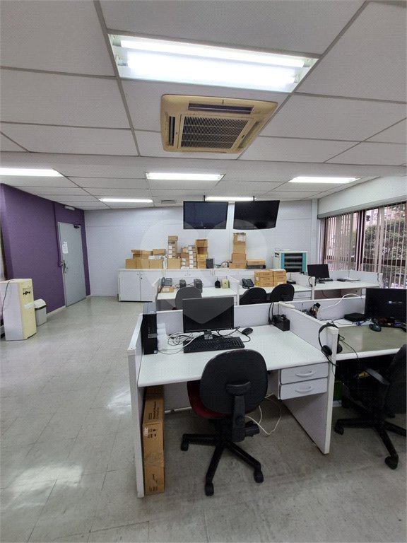 Sala à venda em Chácara Santo Antônio, São Paulo, SP
