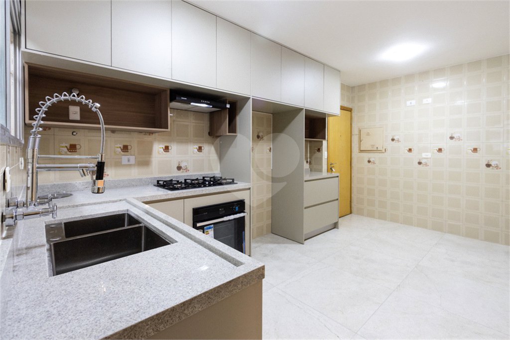 Apartamento à venda com 3 quartos, sendo 1 suíte, em Perdizes, São Paulo, SP