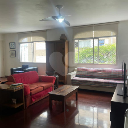 Apartamento à venda com 3 quartos, sendo 2 suítes,  em Bela Vista, São Paulo, SP