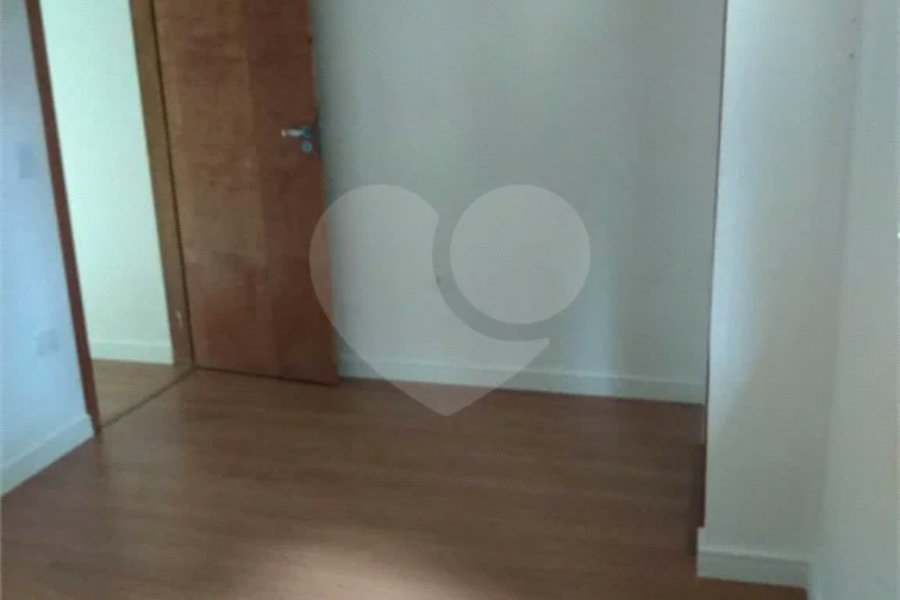 Casa à venda com 3 suítes no condomínio Severino Coelho, São Paulo - SP