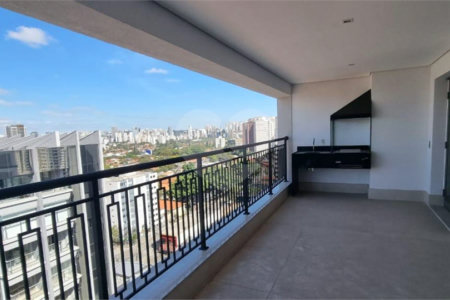 Apartamento à venda com 3 suítes em Moema, São Paulo, SP