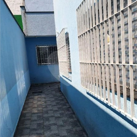 Sobrado à venda com 3 quartos, sendo 1 suíte, em Parque Ramos Freitas, São Paulo, SP