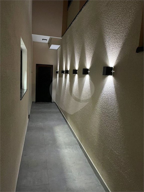 Casa à venda com 3 quartos, sendo 1 suíte, no condomínio Horto Florestal Villagio, Sorocaba - SP