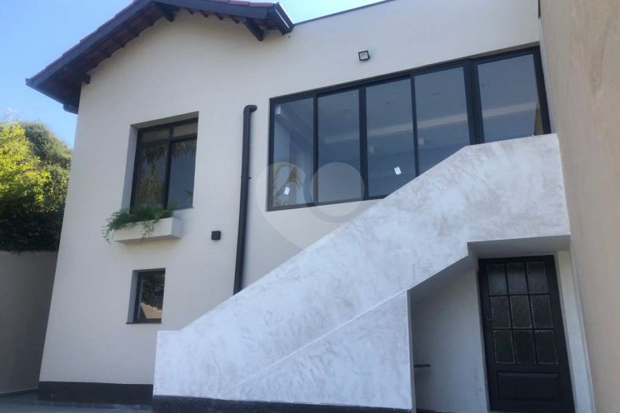 Casa à venda com 4 quartos, sendo 2 suítes,  em Horto Florestal, São Paulo, SP