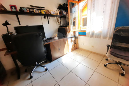 Casa à venda com 3 quartos, sendo 1 suíte, no condomínio Residencial Sol Francisco, São Paulo - SP