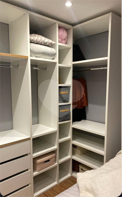 Apartamento à venda com 2 quartos em Horto, São Paulo, SP