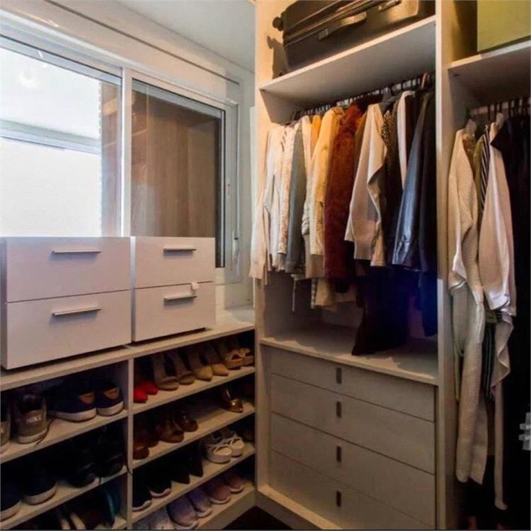 Apartamento à venda com 3 quartos, sendo 1 suíte, em Vila Anastácio, São Paulo, SP