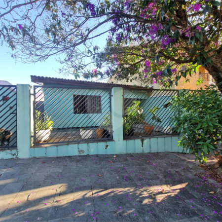 Casa à venda com 4 quartos, sendo 1 suíte,  em Jardim Guarujá, Sorocaba, SP