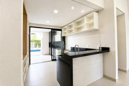 Casa à venda com 3 suítes no condomínio Residencial Chácara Ondina, Sorocaba - SP