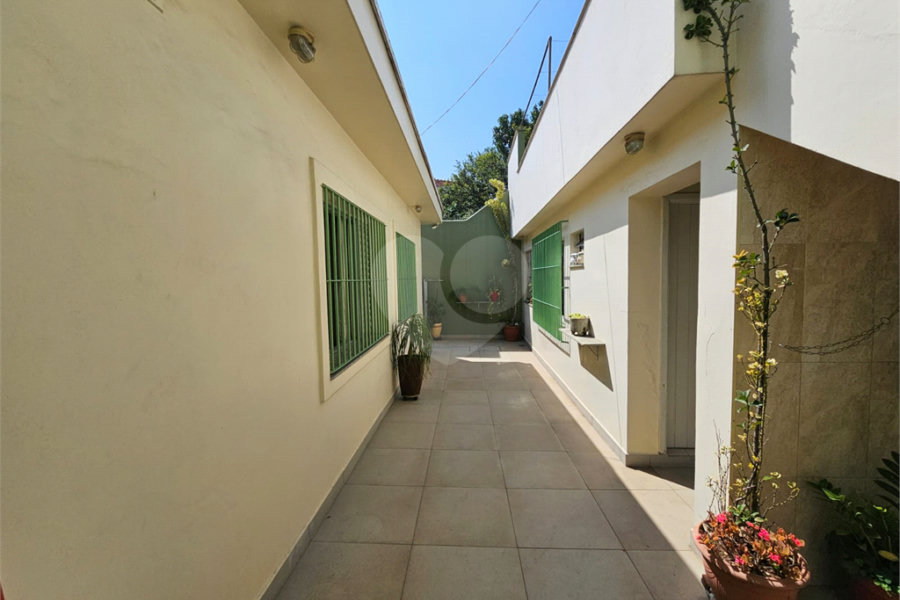 Casa Térrea à venda com 4 quartos, sendo 1 suíte, em Parque Edu Chaves, São Paulo, SP