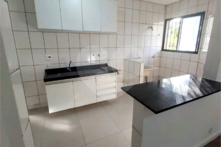 Apartamento à venda no condomínio Torres do Taboão, com 56m²
