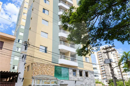 Cobertura duplex no Centro de São Bernardo do Campo, com 3 suítes, hidromassagem, mini spa, área gourmet e 2 vagas de garagem. Aceita permuta por apartamento de menor valor.