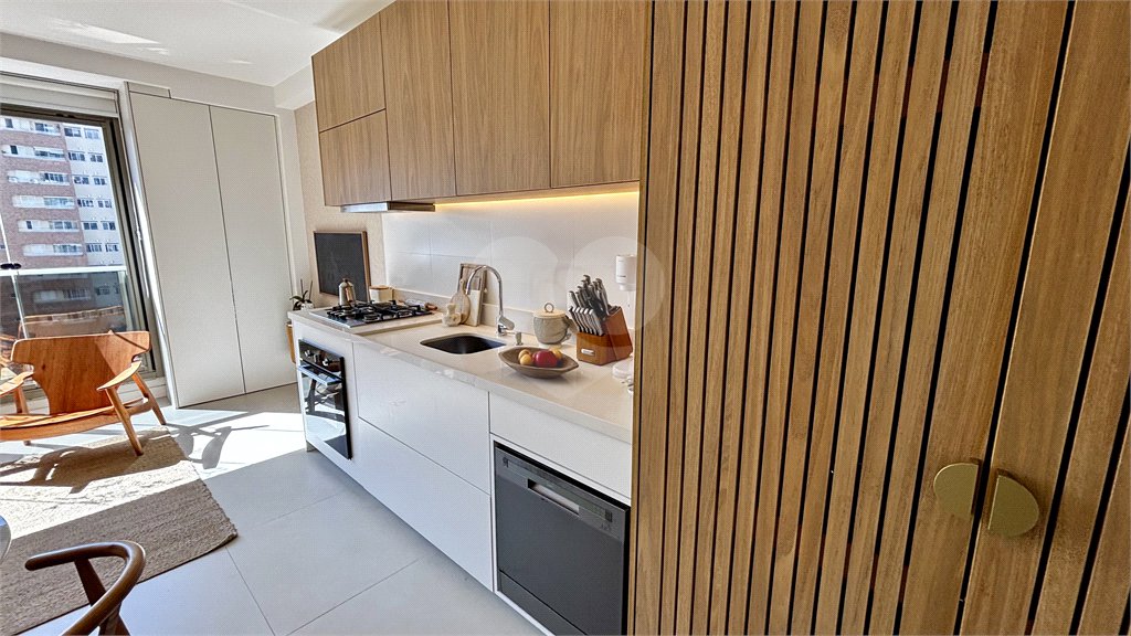 Apartamento novo na Vila Mariana com 38m², 1 vaga e próximo ao metrô.