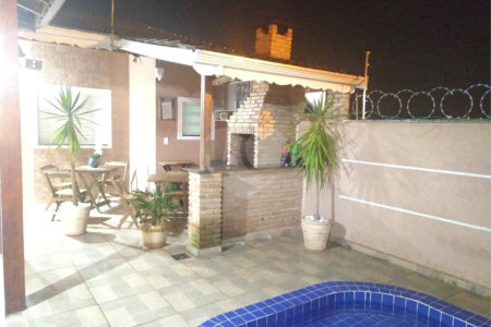 Casa a venda no bairro Nova Cerejeira, Atibaia-SP