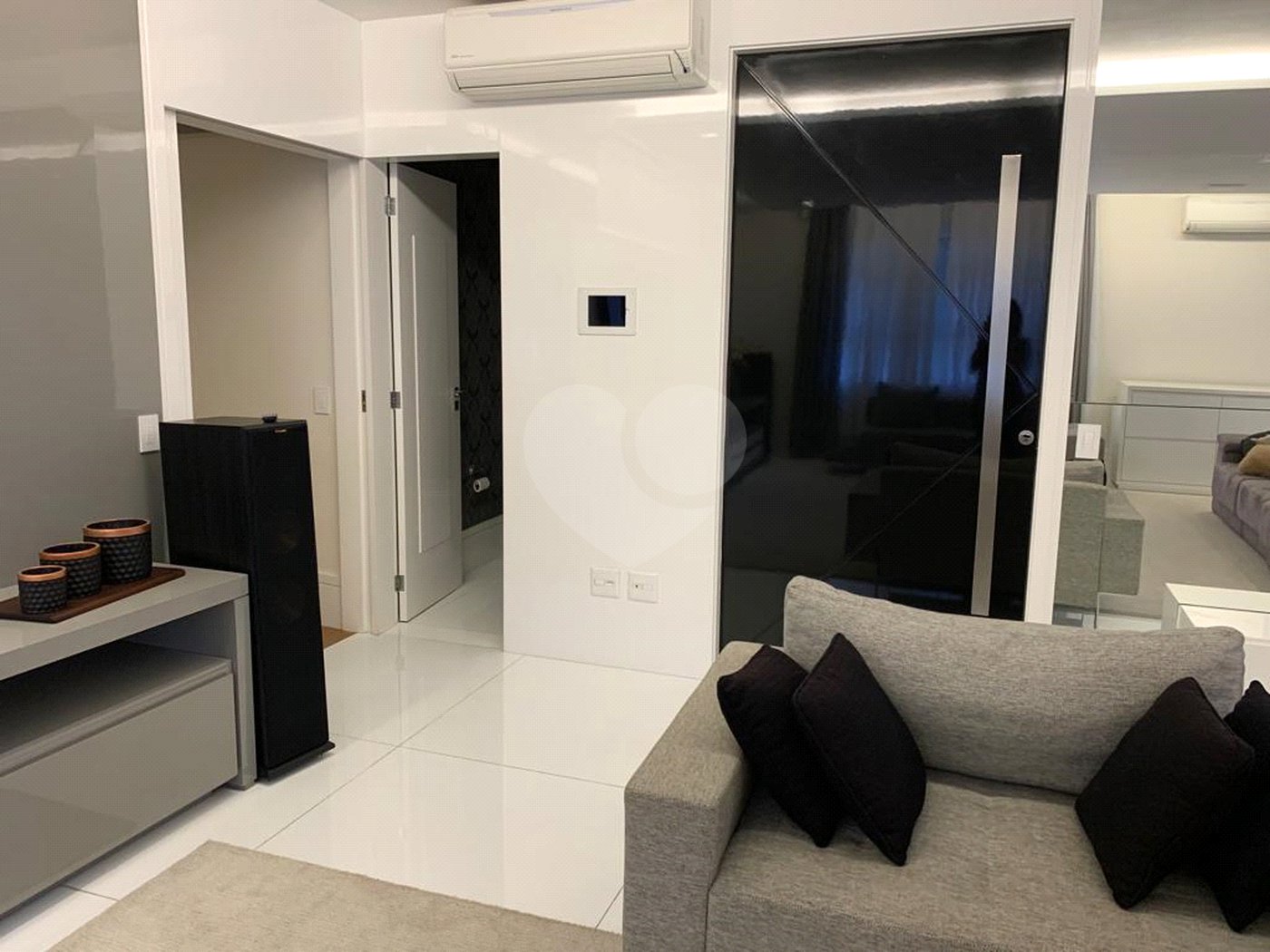 Apartamento à venda com 3 suítes em Vila Buarque, São Paulo, SP