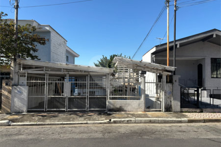 Sobrado à venda com 4 quartos em Vila Paulicéia, São Paulo, SP