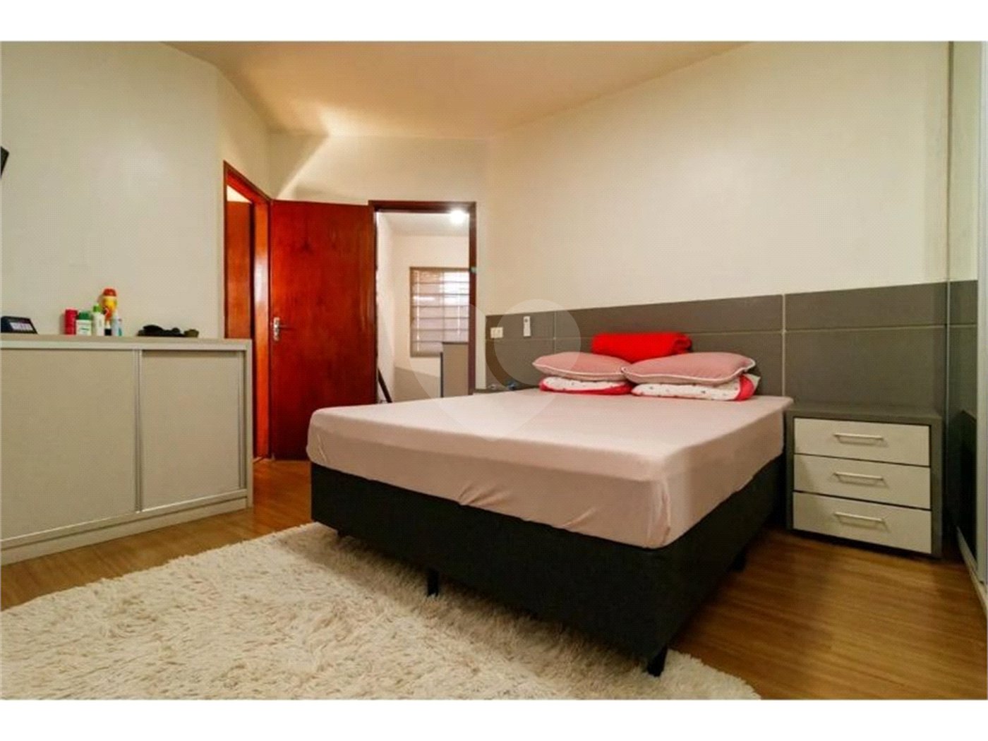Sobrado à venda com 3 quartos, sendo 1 suíte, em Vila Gustavo, São Paulo, SP
