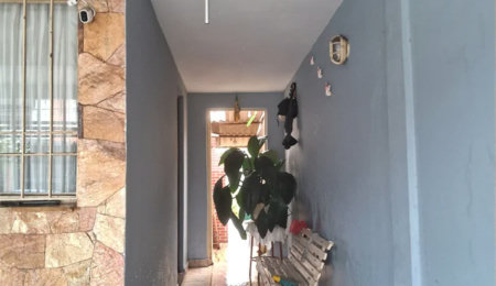 Casa à venda com 3 quartos, sendo 1 suíte,  em Jardim Campo Limpo, São Paulo, SP