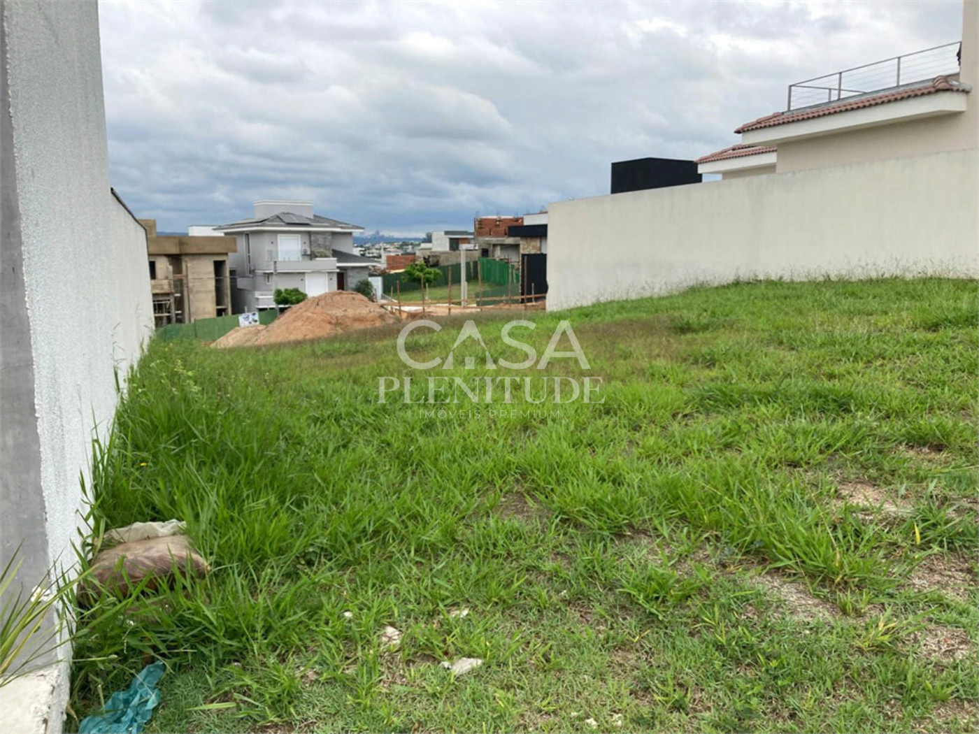 Terreno em condomínio à venda em Chácaras Residenciais Santa Maria, Votorantim, SP