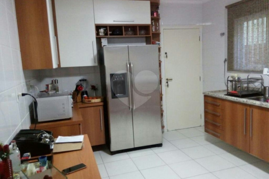 Sobrado à venda com 3 quartos, sendo 1 suíte, em Horto Florestal, São Paulo, SP