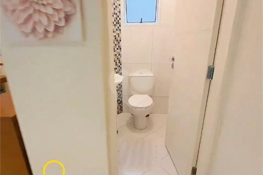 Sobrado à venda com 3 quartos, sendo 1 suíte,  em Parque Vitória, São Paulo, SP