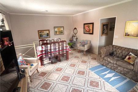 Casa à venda com 3 quartos, sendo 1 suíte, em Bosque dos Eucaliptos, São José dos Campos, SP