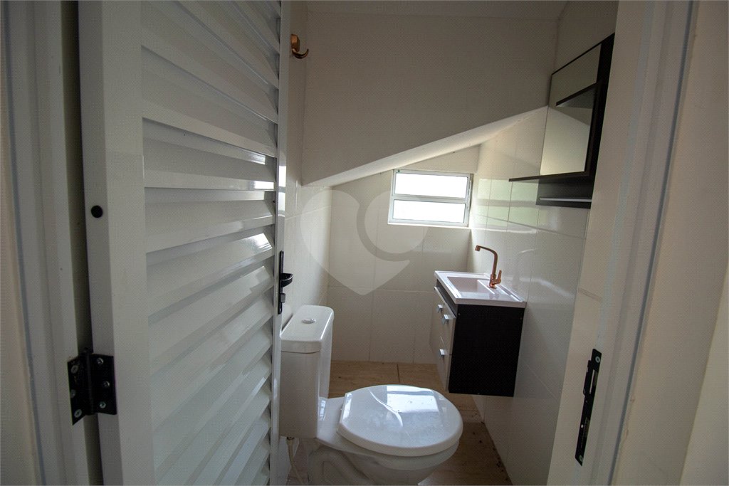 Sobrado à venda com 2 quartos, sendo 1 suíte, em Jardim Boa Vista, São Roque, SP