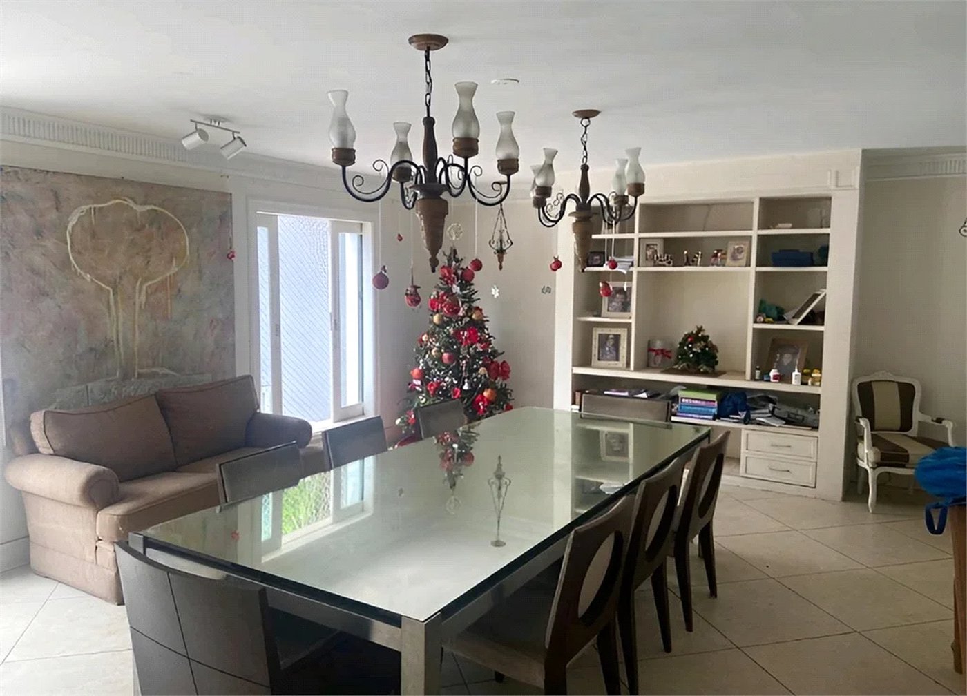 Casa à venda com 6 quartos, sendo 3 suítes, em Jardim Guedala, São Paulo, SP