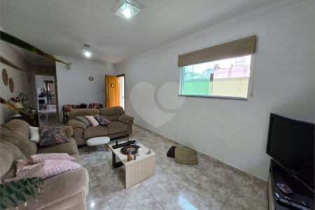 Casa Térrea à venda com 3 quartos, sendo 1 suíte, em Vila Mazzei, São Paulo, SP