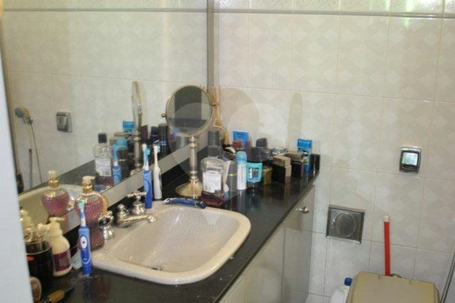 Casa Térrea à venda com 3 quartos, sendo 1 suíte, em Vila Nova Cachoeirinha, São Paulo, SP