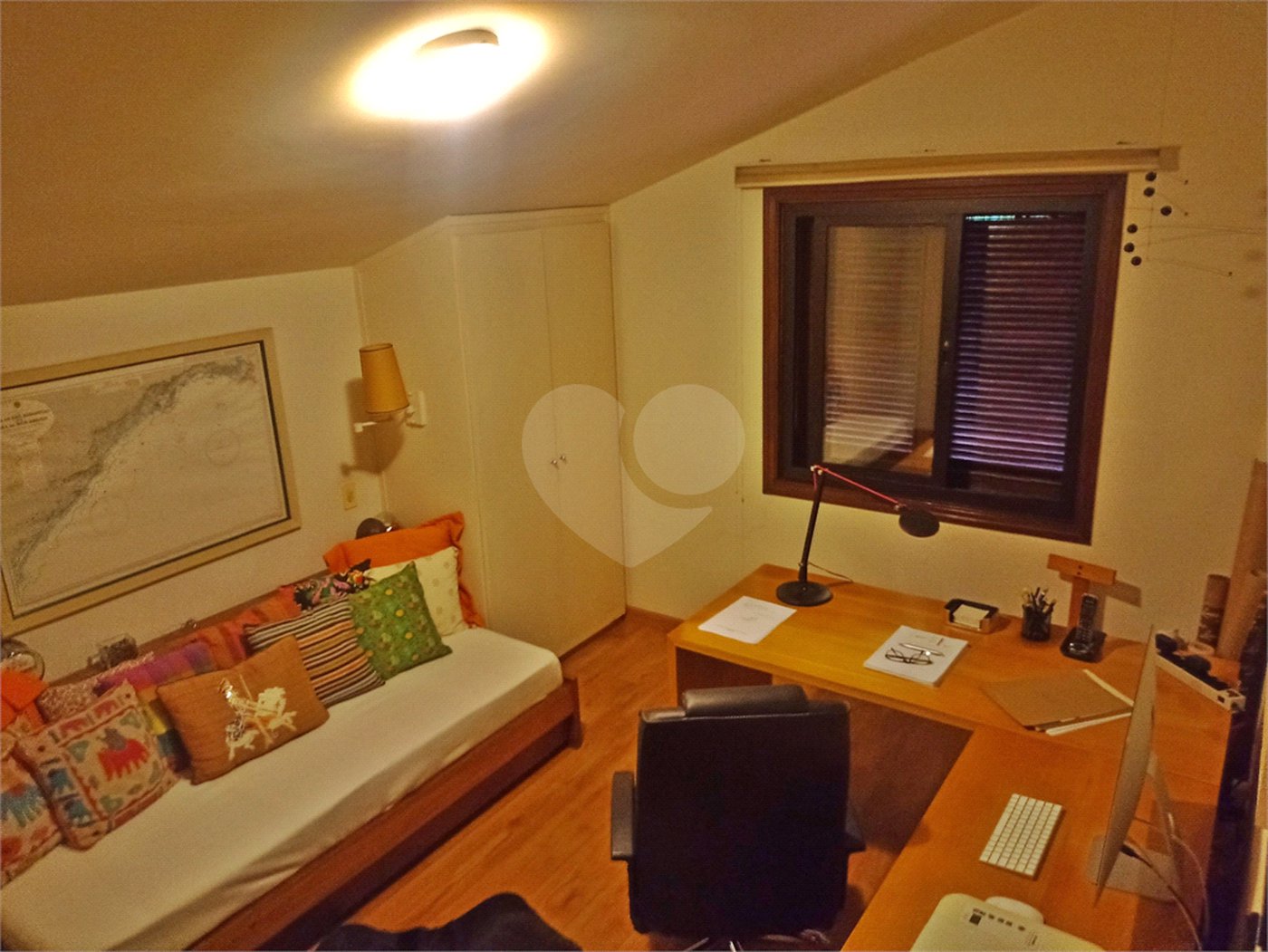 Casa à venda com 4 quartos, sendo 2 suítes,  em Morumbi, São Paulo, SP