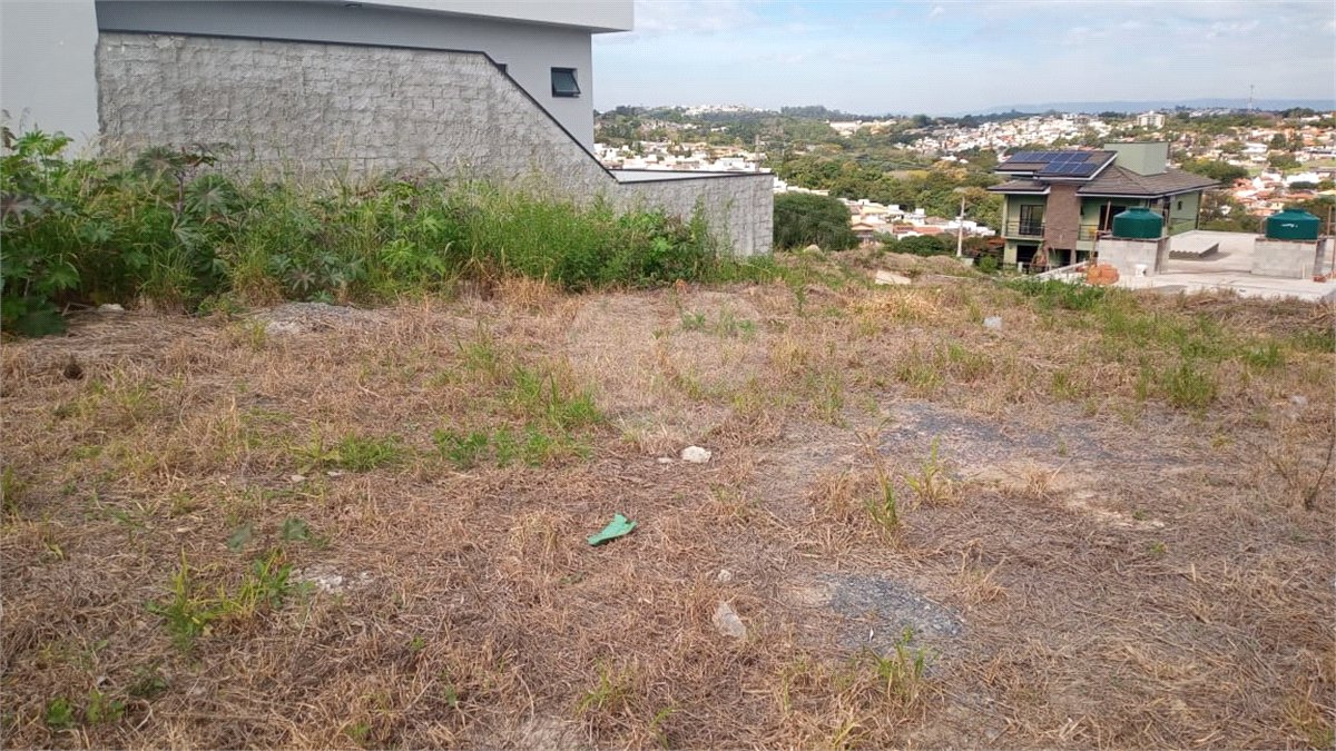 Terreno à venda no condomínio Lot. Jardim das Videiras, Vinhedo - SP