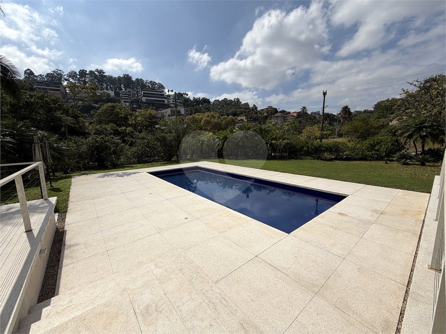 Casa à venda com 4 suítes em Residencial Tamboré, Barueri, SP
