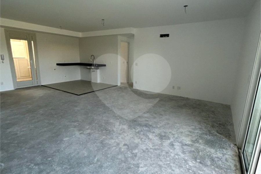 Apartamento à venda com 3 suítes em Santana, São Paulo, SP