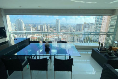 Apartamento à venda com 3 suítes em Vila Romana, São Paulo, SP