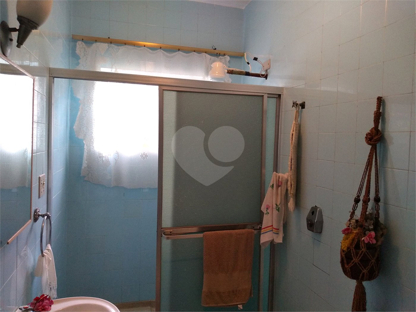 Casa à venda com 4 quartos, sendo 1 suíte, em Campo Belo, São Paulo, SP
