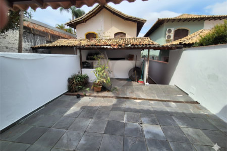 Sobrado à venda com 3 quartos, sendo 1 suíte, em Vila São Francisco, São Paulo, SP