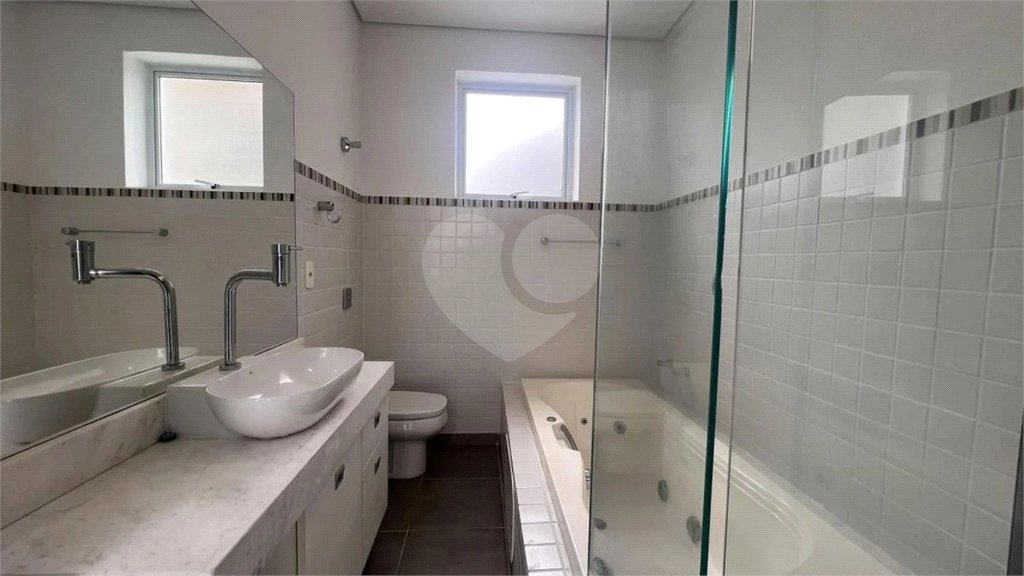 Casa à venda com 3 quartos, sendo 1 suíte,  em Vila Pompéia, São Paulo, SP
