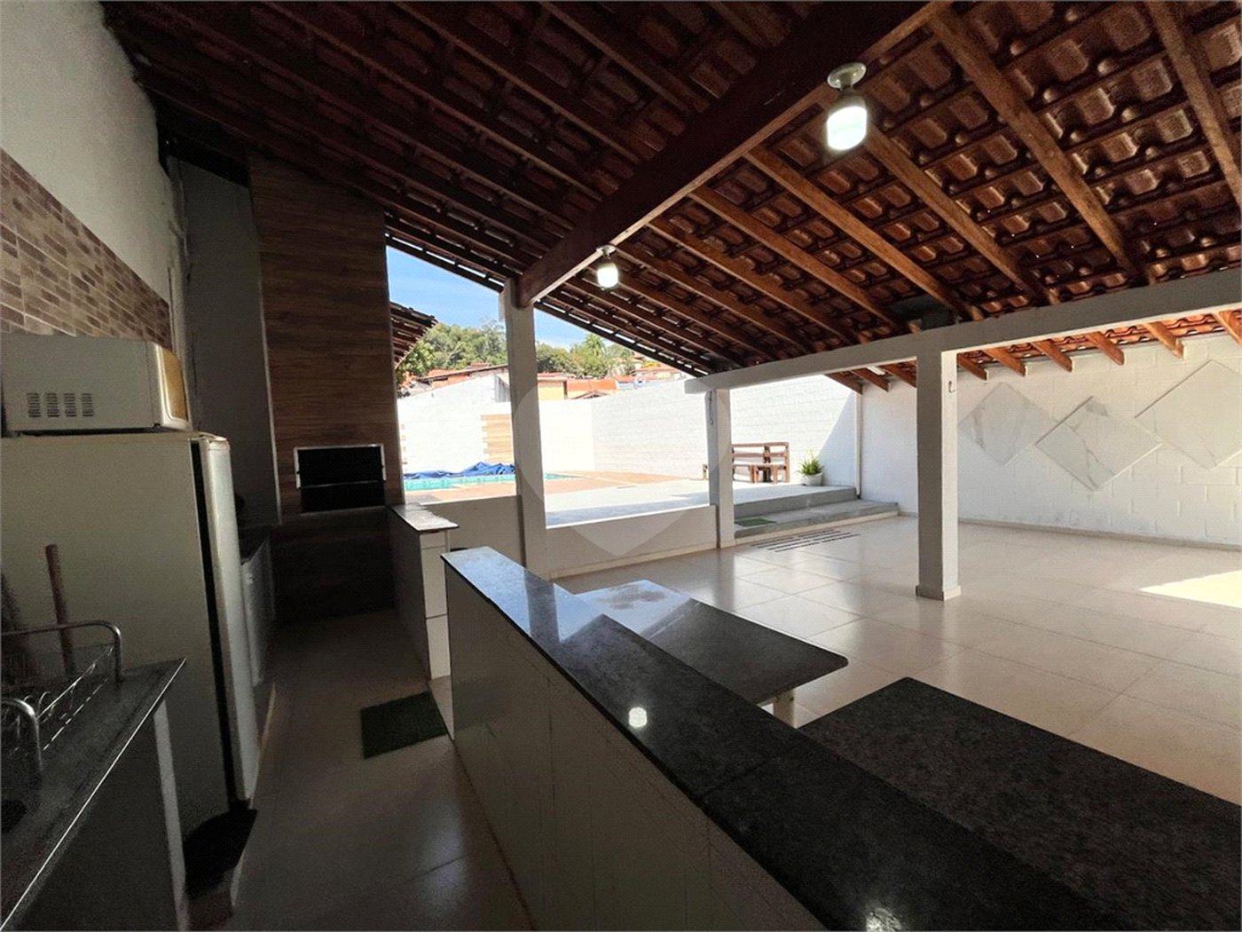 Casa à venda com 2 quartos em Vila Jeriva, Várzea Paulista, SP